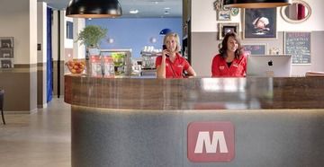 Meininger Center Szálloda 3*