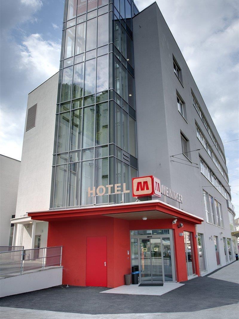 Hotel Meininger Center 3*